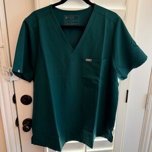 FIGS Women’s Catarina in Forrest Green